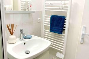 Appartements Spacieux studio - Au pied de la gare Cergy-le-Haut : photos des chambres