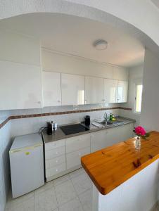 Beautiful sunrise bungalow Imperial Park 4 fast wifi, parking, airco