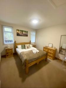 Cherry Cabin with Hot Tub