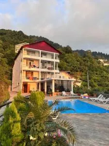 Zuri Kvariati - Kvariat'i