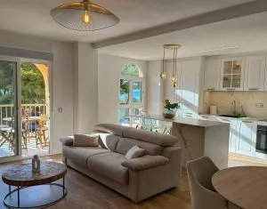 Esmeralda Dreamy Sunset - Playa Paraiso