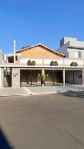 Hostel ErreJota - 雅瓜里乌纳