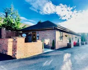 Willow Cottage with Hot tub - Sheriff Hutton