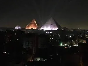 اللبيني هرم خلف فندق سياچ ڤيو الهرم - Nazlet el-Sîsi