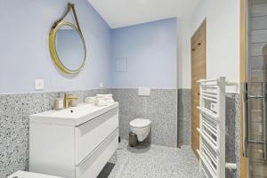 Lavie Maison Trio Seaside with Sauna and Hot Tub