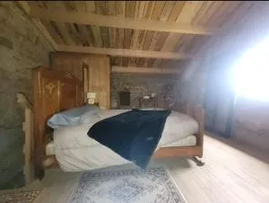 Nuit insolite, chambre au dessus d'une étable - 圣埃米娜
