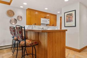 The Charter at Beaver Creek C0405