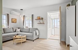 Beach Front Home In Sjølund