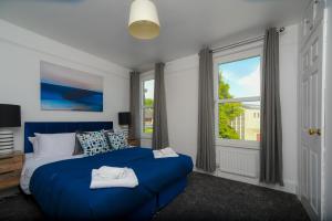 Feel at Home in Durham, Charming 3-Bedroom Retreat, Sleeps 5, Parking, WiFi