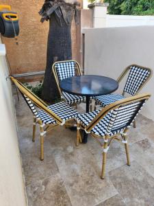 Maison "COSY" avec Parking Privé et Climatisation