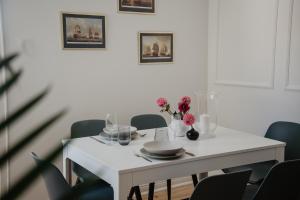 4 Zimmer Traum im Altbau für Familien und Gruppen