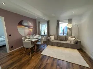 Charmante Ferienwohnung mit großer Dachterrasse & Wintergarten - Ockenheim