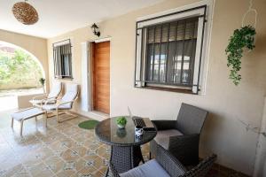 Cómodo chalet en la playa con gran patio exterior cerca del MET Y Campo de Golf