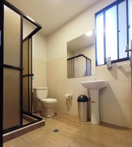 El Prado Capsule Hostel