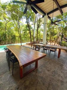 Private Rooftop Pool - Bike to Ruins or Beach