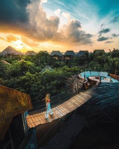 Private Rooftop Pool - Bike to Ruins or Beach