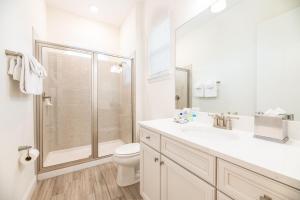 Vivid Cottage Near Disney With Margaritaville Resort & Island H2O Access - 8020Ff