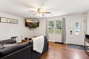 NEW 3BR-Pvt Swimming Pool-3 miles to Dollywood