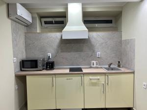 Lucky center Apartment