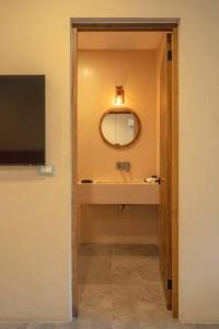 New 1 Bedroom with pool access in Tulum - X07