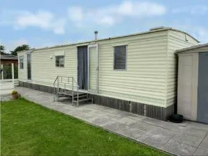 Holiday Home in Auw with Terrace - Buchet