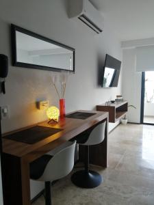 Stylish Studio w Premium Amenities WiFi 250MB
