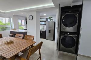 Spacious & Serene Escape in Cartagena de Indias AIR CONDITIONING and Best Location