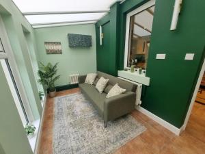 Central Lancaster City Centre Terraced Gem