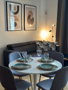 Spacious Elegance - A Central Gem