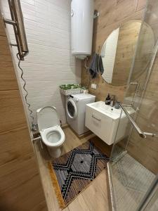 Studio on a residential complex French Quarter 2