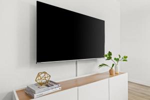 Halcyon Haven - A Heavenly Homestead for 4