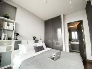 Stylish Riverview 1BR - Ultra Fast WiFi - Phrom Phong