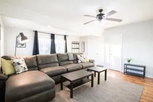 ABODE ON ATLANTIC - Spacious 2BD in the Heights - Normal