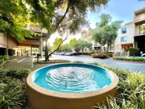 KeyLuxe, Luxury Apartment with Jacuzzi, Pool, Gym, Tennis in Walnut Creek - 核桃溪 KeyLuxe, Luxury Apartment with Jacuzzi, Pool, Gym, Tennis in Walnut Creek - 核桃溪