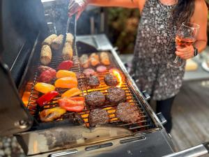 Coast Parksville Hotel