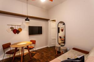 Moderno Quarto & Sala em Copacabana | GAP 14303