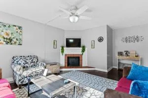 Unique Historic BnB - Carrollton