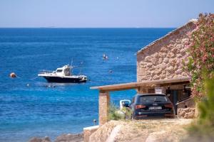 Seaside holiday house Zavala, Hvar - 23508