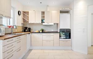 Stunning Home In Harboøre With Wifi