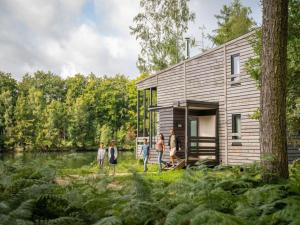 Forest-View Mansion, Hainaut