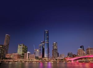 Luxury 1BR in Brisbane City River Firework View