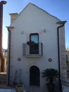 Casa Torre Di Mactheus Petraro - Giovinazzo