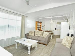 52 Albatross Ave Chiton - No Linen Included