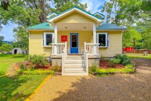 Updated Damascus Cottage on Appalachian Trail!
