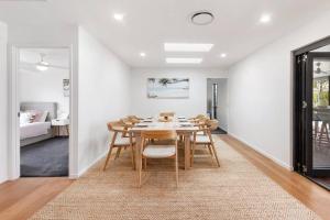 Coastal-Country Family Haven in Currumbin Pool Spa