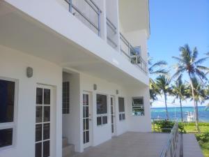 ClubBoracay Apartelle