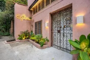 Botánica Casa Hotel Manila by HOUSY HOST - Poblado