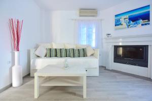 Limnionas Bay Village Hotel