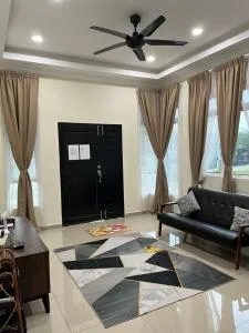 CozyInn Homestay - Kampong Tengah