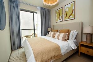 Top-Floor Corner Seaview Haven